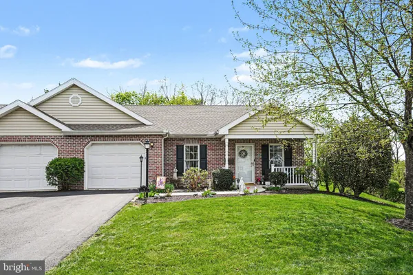 $305,000 | 9 Creek Bank Drive, Mechanicsburg, PA 17050
