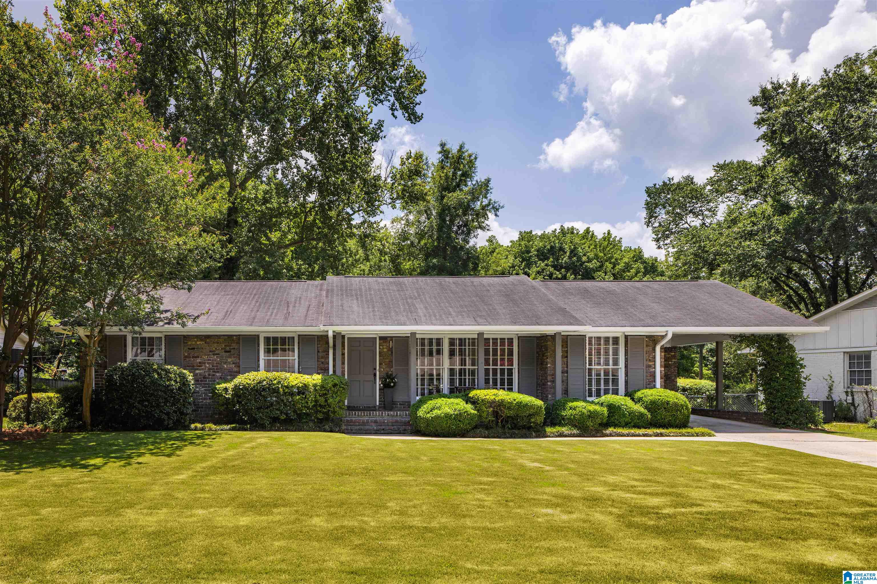 4325 MountainDale Road Birmingham, AL 35213 - Photo 1 of 39