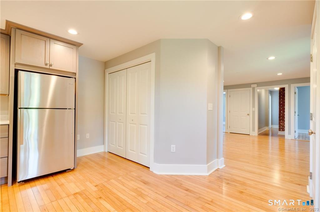 157 River Road, Unit 2 Willington, CT 06279 - Photo 4 of 22