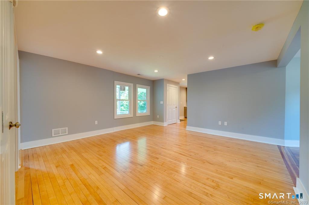 157 River Road, Unit 2 Willington, CT 06279 - Photo 10 of 22