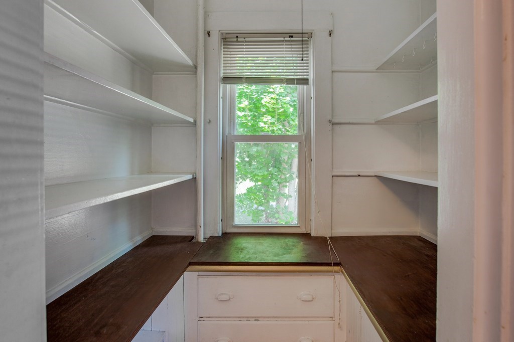 29 Commonwealth Road Watertown, MA 02472 - Photo 13 of 39 Gallery Image 13
