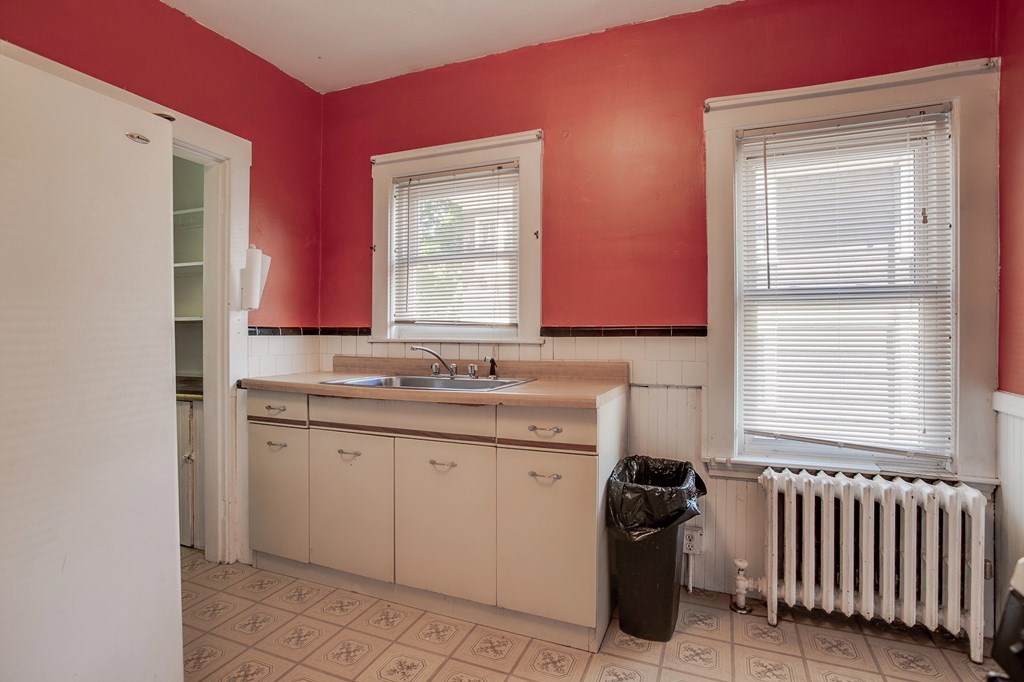 29 Commonwealth Road Watertown, MA 02472 - Photo 10 of 39 Gallery Image 10
