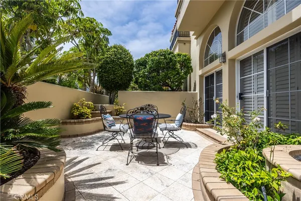 $5,900 | 19341 Sawgrass Lane, Huntington Beach, CA 92648