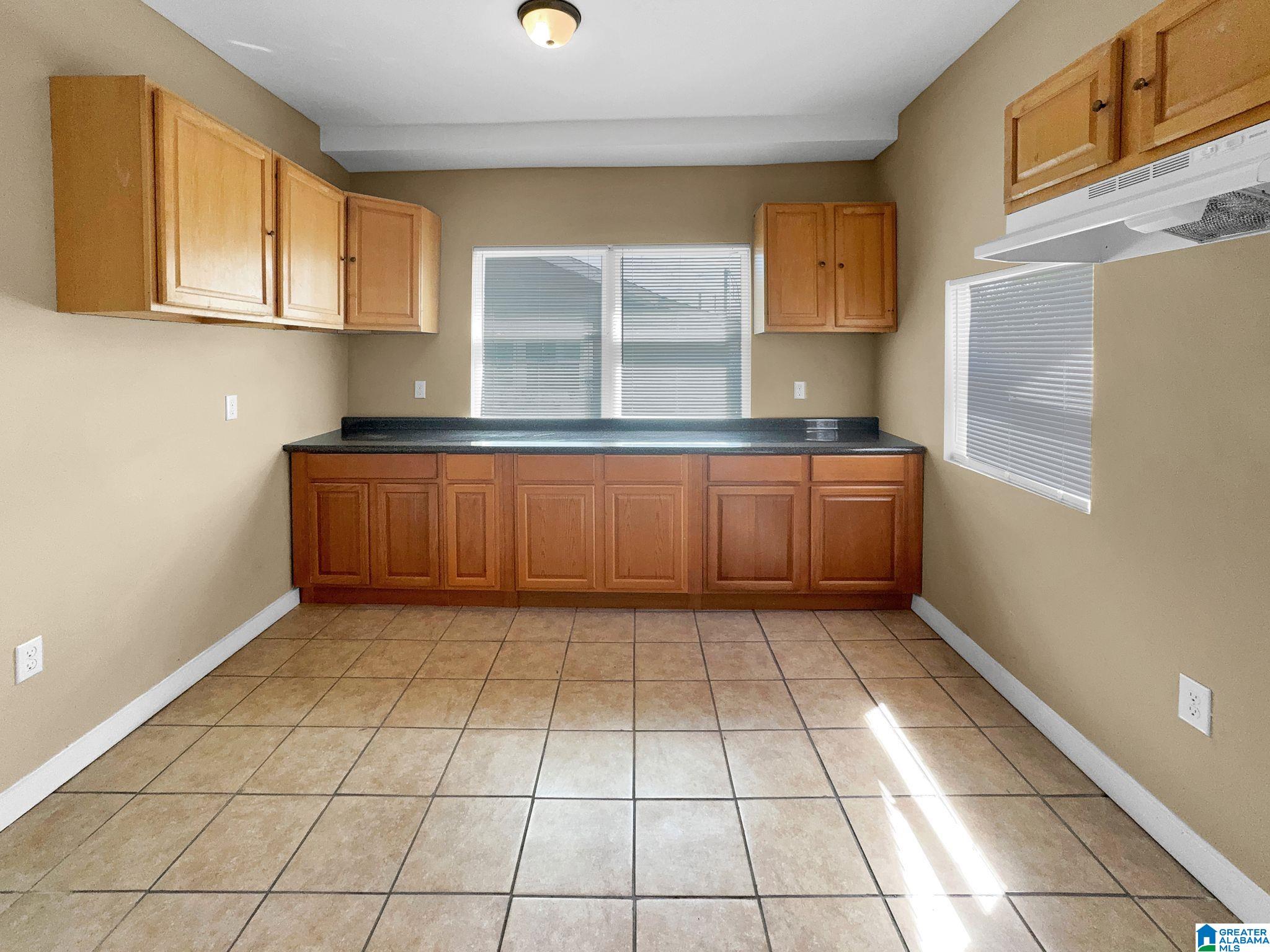 4312 Terrace S Birmingham, AL 35208 - Photo 7 of 24
