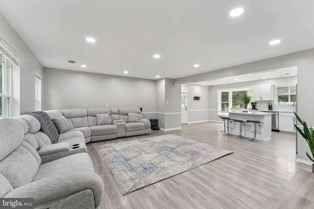 $450,000 | 2577 Laurel Branch Drive, Waldorf, MD 20603