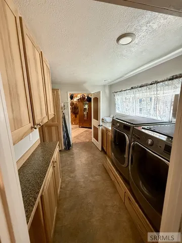 $750,000 | 4 Mule View Lane, North Fork, ID 83466