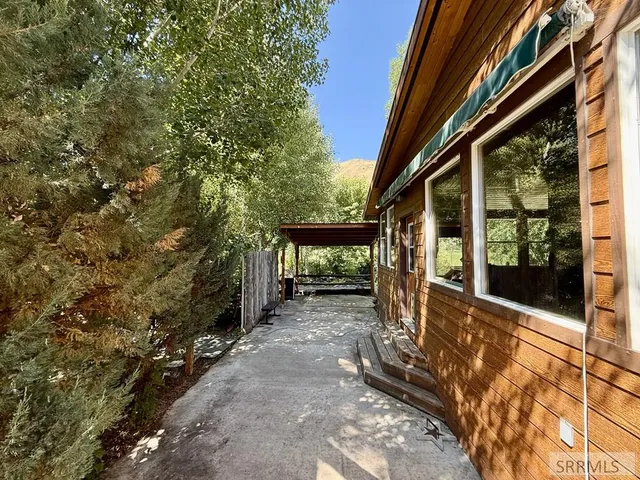 $750,000 | 4 Mule View Lane, North Fork, ID 83466