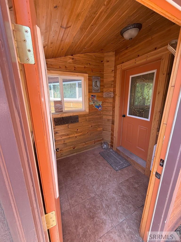 4 Mule View Lane North Fork, ID 83466 - Photo 5 of 53