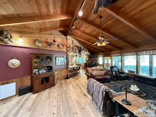 $750,000 | 4 Mule View Lane, North Fork, ID 83466