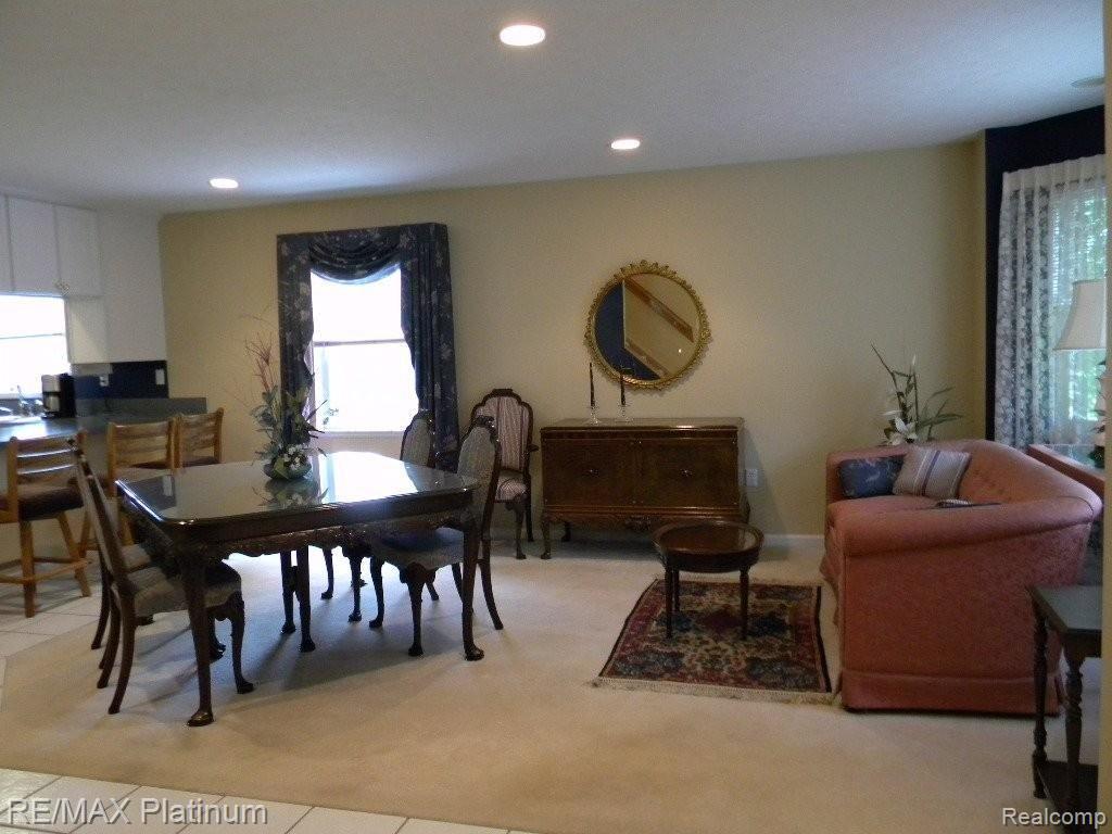 5123 North Fleming Road Fowlerville, MI 48836 - Photo 3 of 25 Comfortable Living