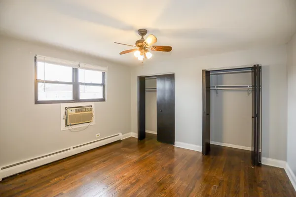 $1,875 | 9016 Lamon Avenue, Unit 2N, Skokie, IL 60077