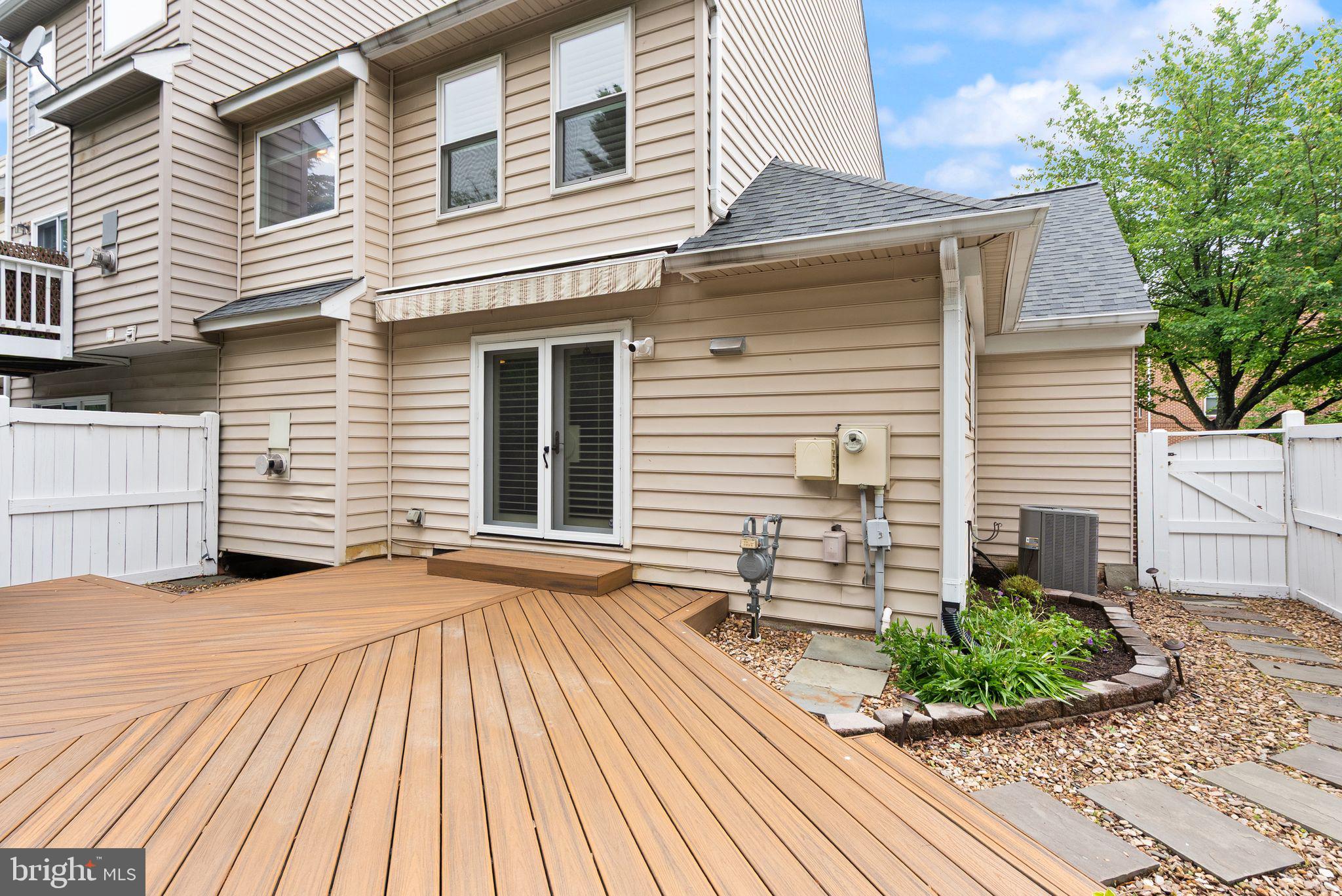 12056 Edgemere Circle Reston, VA 20190 - Photo 63 of 64