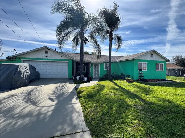 $450,000 | 32271 Avenue East, Yucaipa, CA 92399