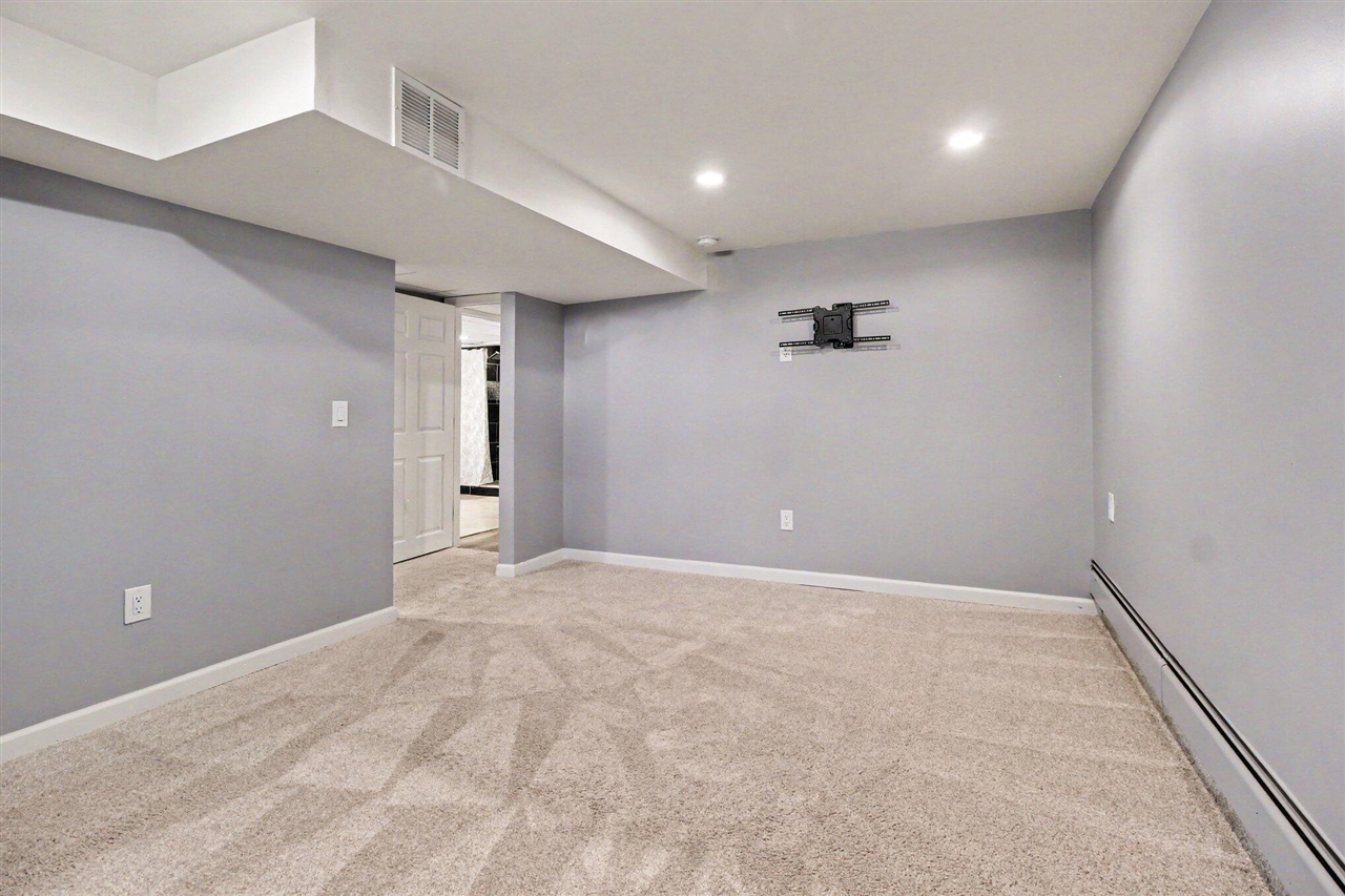 7610 Willis Road Ypsilanti, MI 48197 - Photo 27 of 38