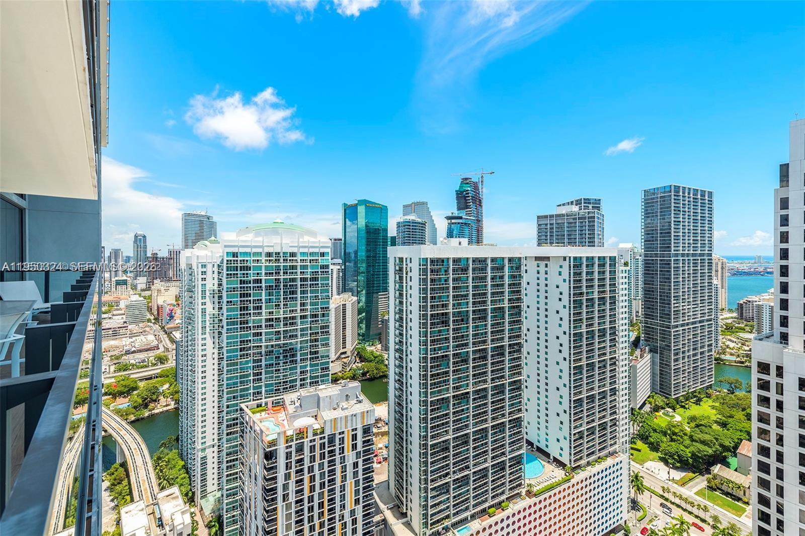 68 Southeast 6th Street, Unit 3703 Miami, FL 33131 - Photo 21 of 25