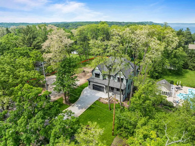 $2,490,000 | N1931 Linn Road, Lake Geneva, WI 53147