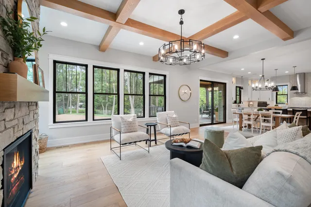 $2,490,000 | N1931 Linn Road, Lake Geneva, WI 53147