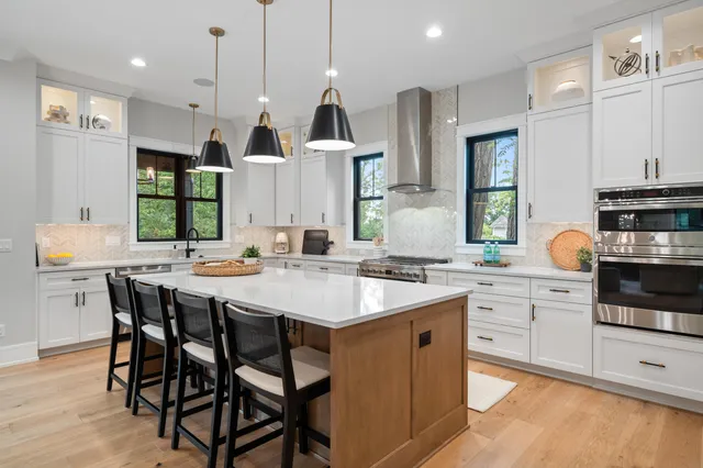 $2,490,000 | N1931 Linn Road, Lake Geneva, WI 53147