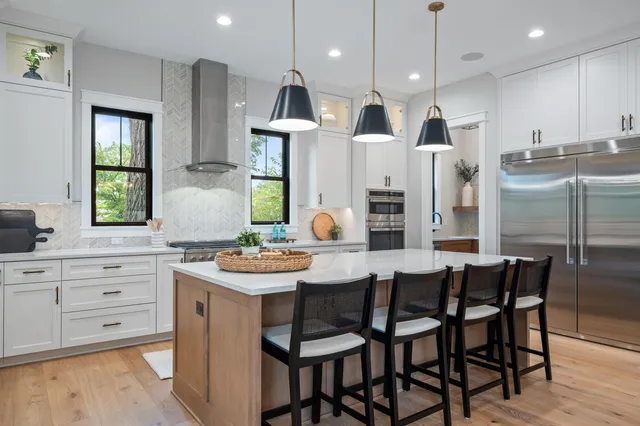 $2,490,000 | N1931 Linn Road, Lake Geneva, WI 53147