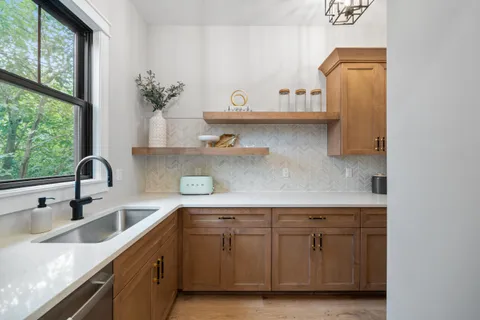 $2,490,000 | N1931 Linn Road, Lake Geneva, WI 53147