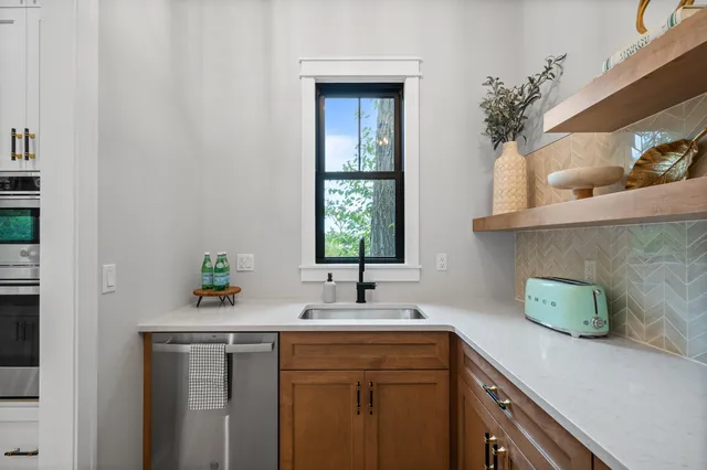 $2,490,000 | N1931 Linn Road, Lake Geneva, WI 53147