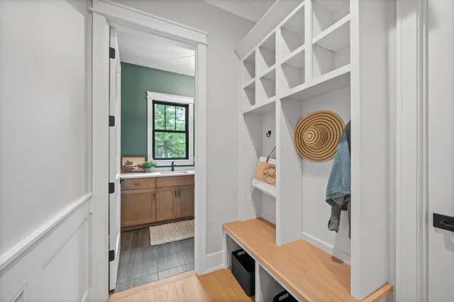 $2,490,000 | N1931 Linn Road, Lake Geneva, WI 53147