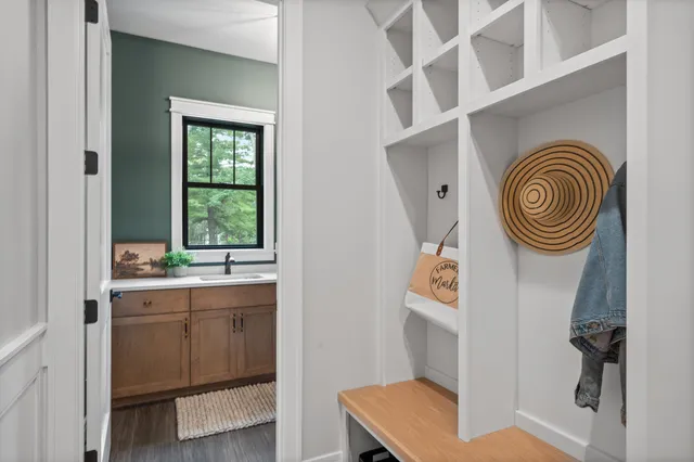 $2,490,000 | N1931 Linn Road, Lake Geneva, WI 53147