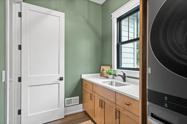 $2,490,000 | N1931 Linn Road, Lake Geneva, WI 53147