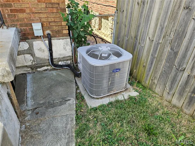 $160,000 | 5343 Chippewa Street, St. Louis, MO 63109