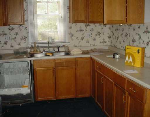 2625 Pitcairn Road Monroeville, PA 15146 - Photo 3 of 8 Kitchen.