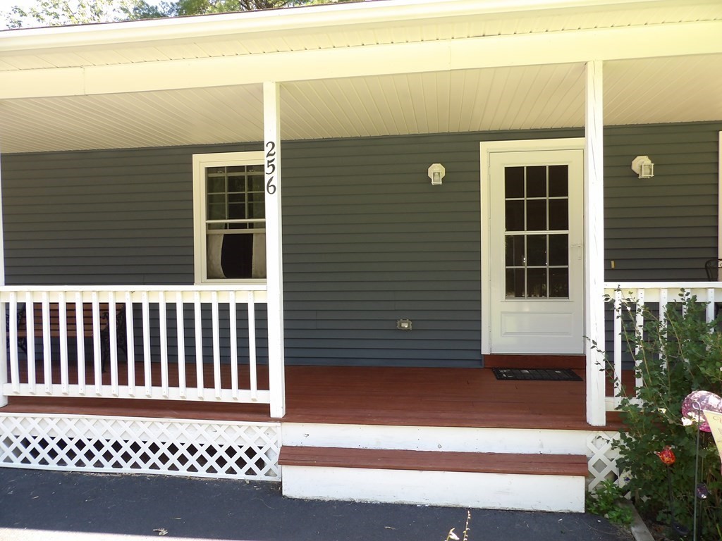 256 Brookfield Road Charlton, MA 01507 - Photo 5 of 42 Gallery Image 5
