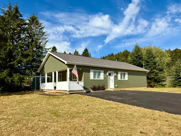 $280,000 | 82 County Road, Eastport, ME 04631