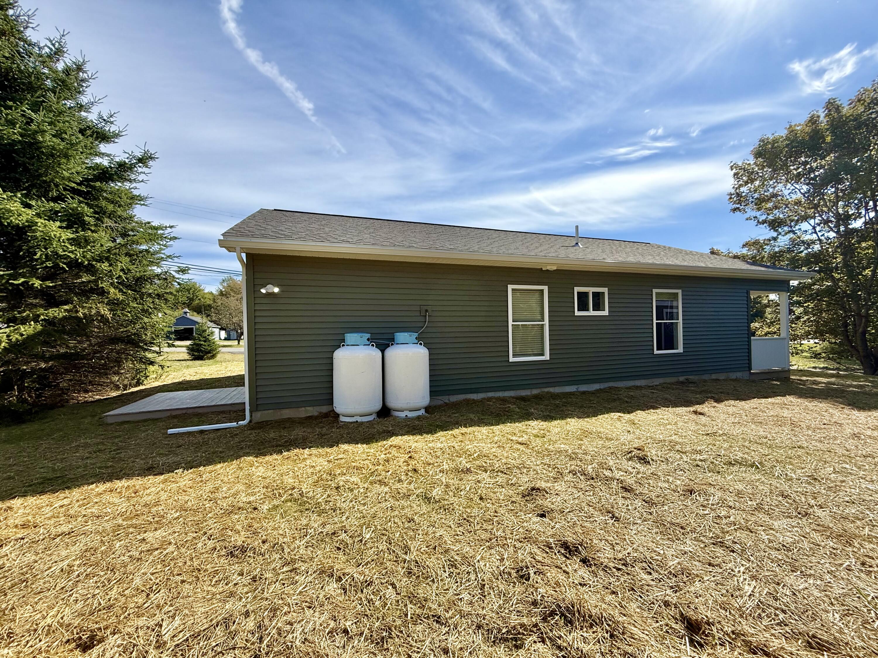 82 County Road Eastport, ME 04631 - Photo 9 of 57 11