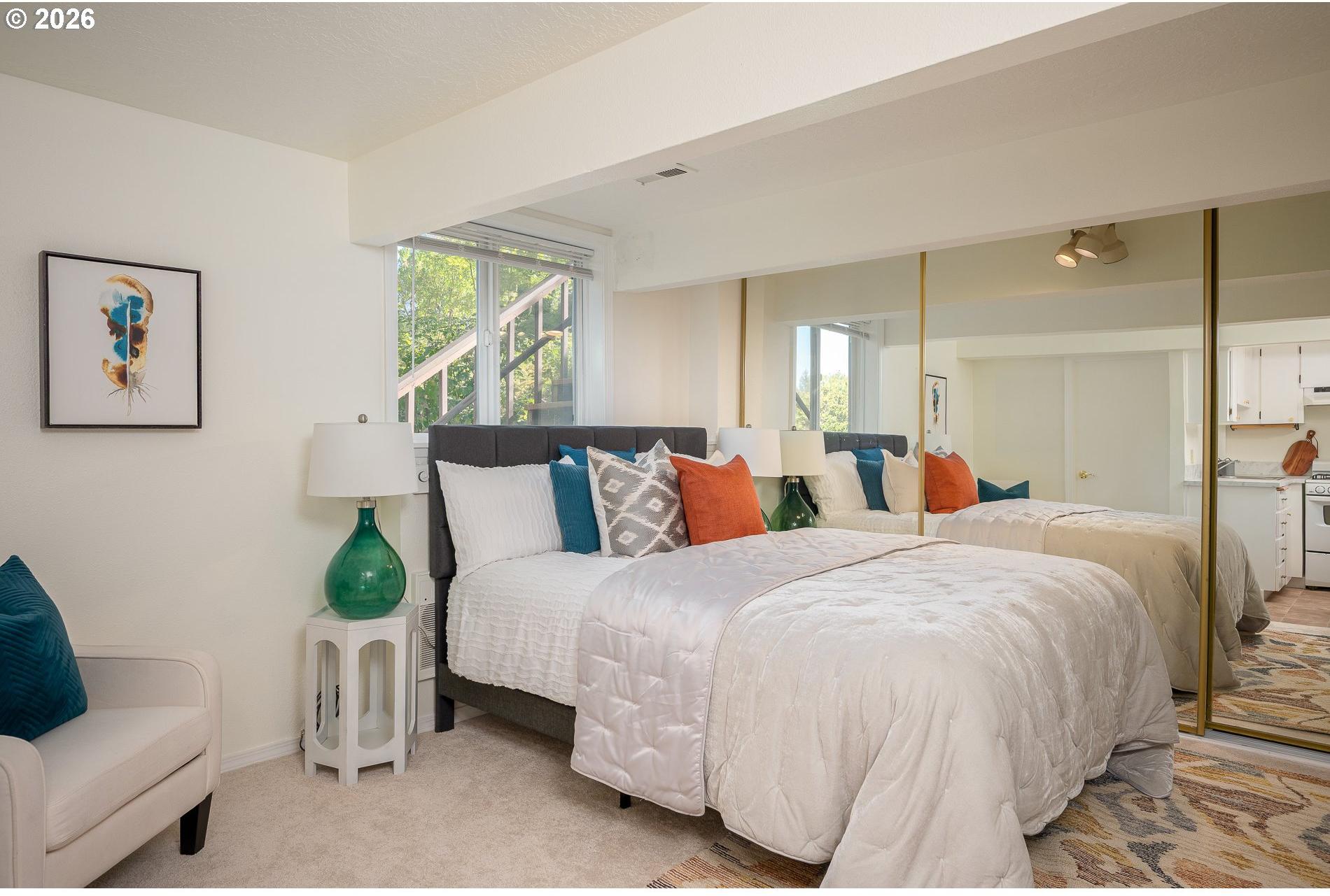 7007 Southwest 33rd Place Portland, OR 97219 - Photo 24 of 41 Studio