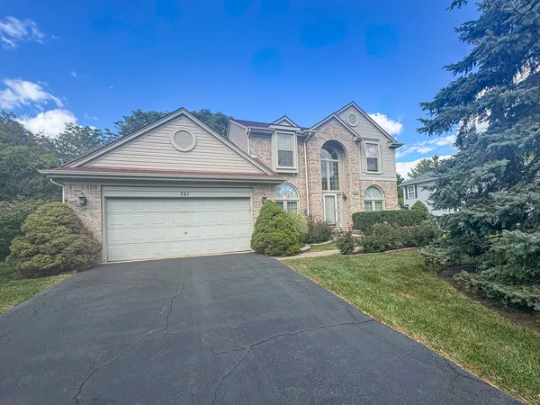 $649,000 | 751 Williams Way, Vernon Hills, IL 60061