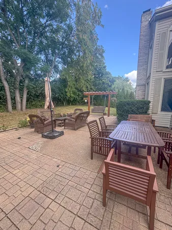 $649,000 | 751 Williams Way, Vernon Hills, IL 60061