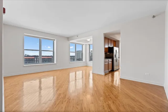 $439,000 | 9360 Skokie Boulevard, Unit 517, Skokie, IL 60077