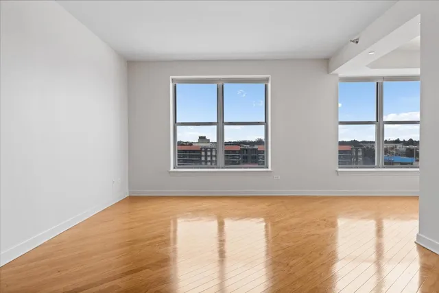 $439,000 | 9360 Skokie Boulevard, Unit 517, Skokie, IL 60077