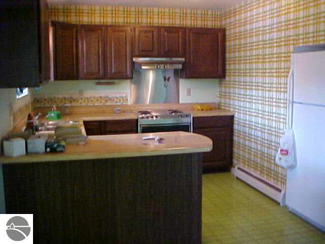 1520 Pioneer Road Alger, MI 48610 - Photo 5 of 7 1755504-4.JPG