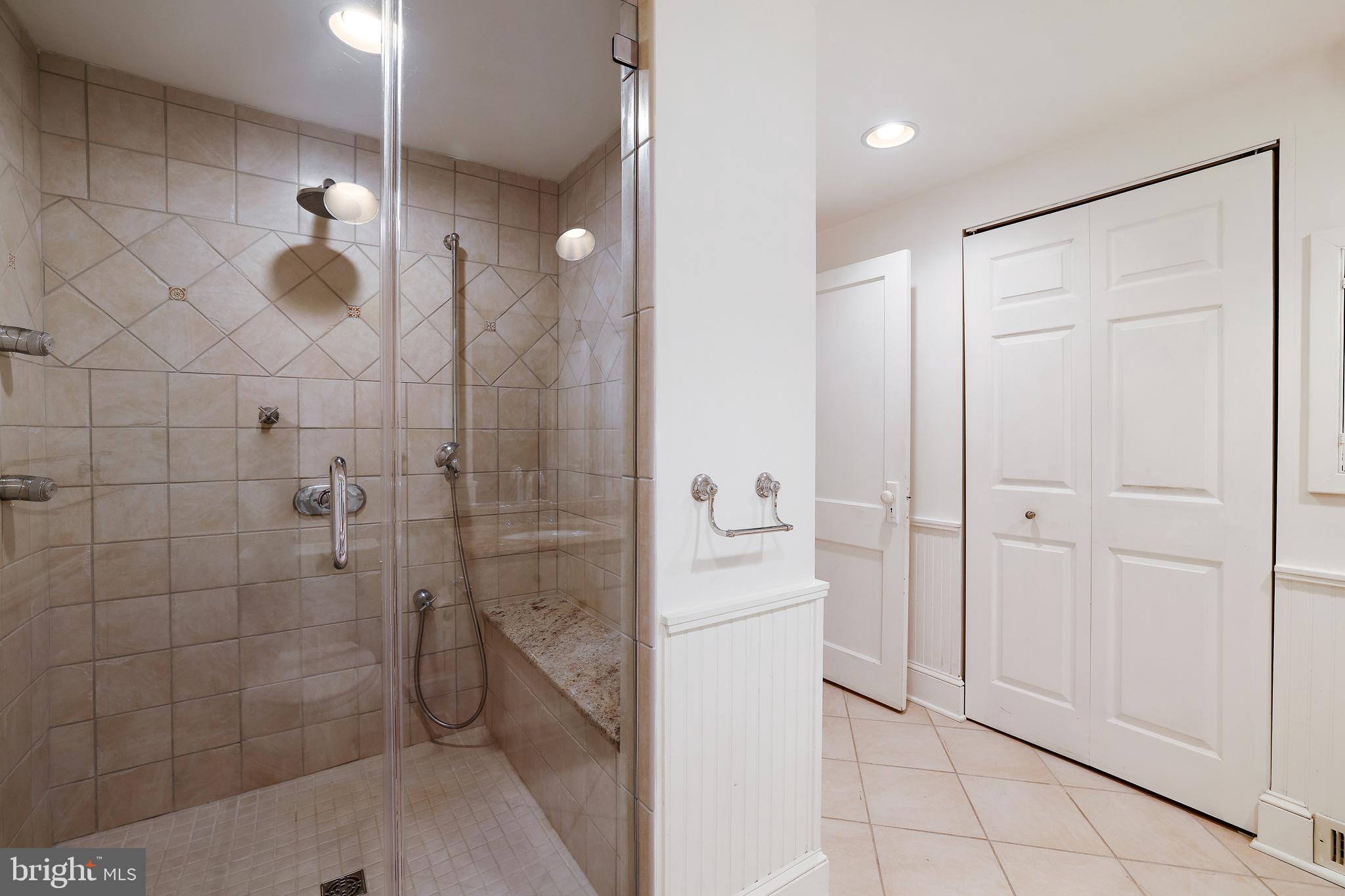 3330 Solomons Island Road Edgewater, MD 21037 - Photo 20 of 32 Shower jets; immaculate