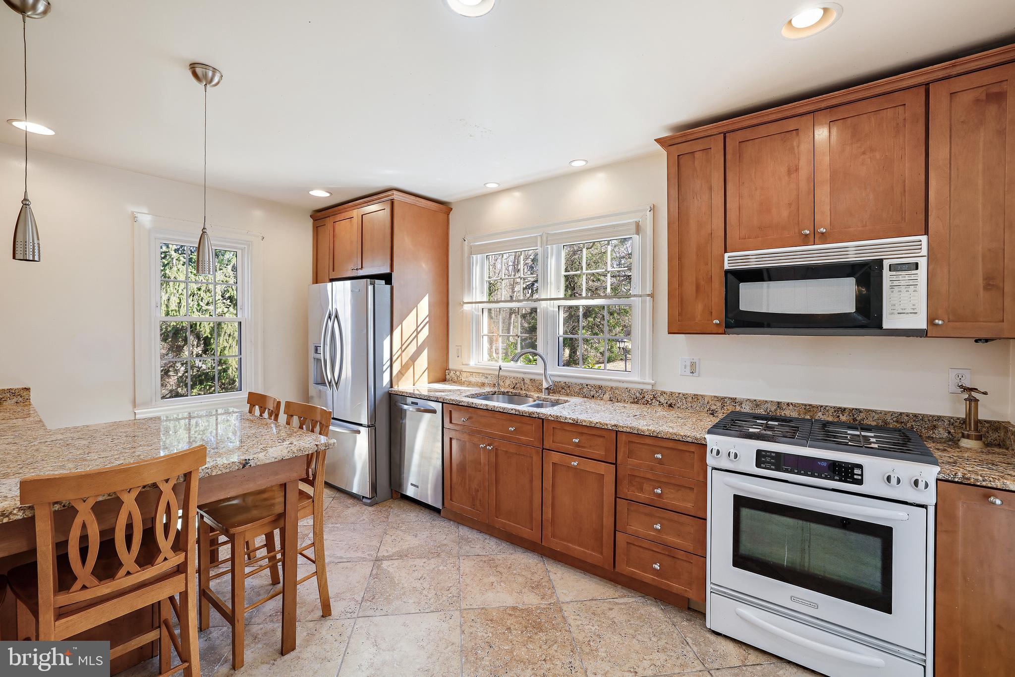 3330 Solomons Island Road Edgewater, MD 21037 - Photo 5 of 32 Updated kitchen; ceiling height cabinets.