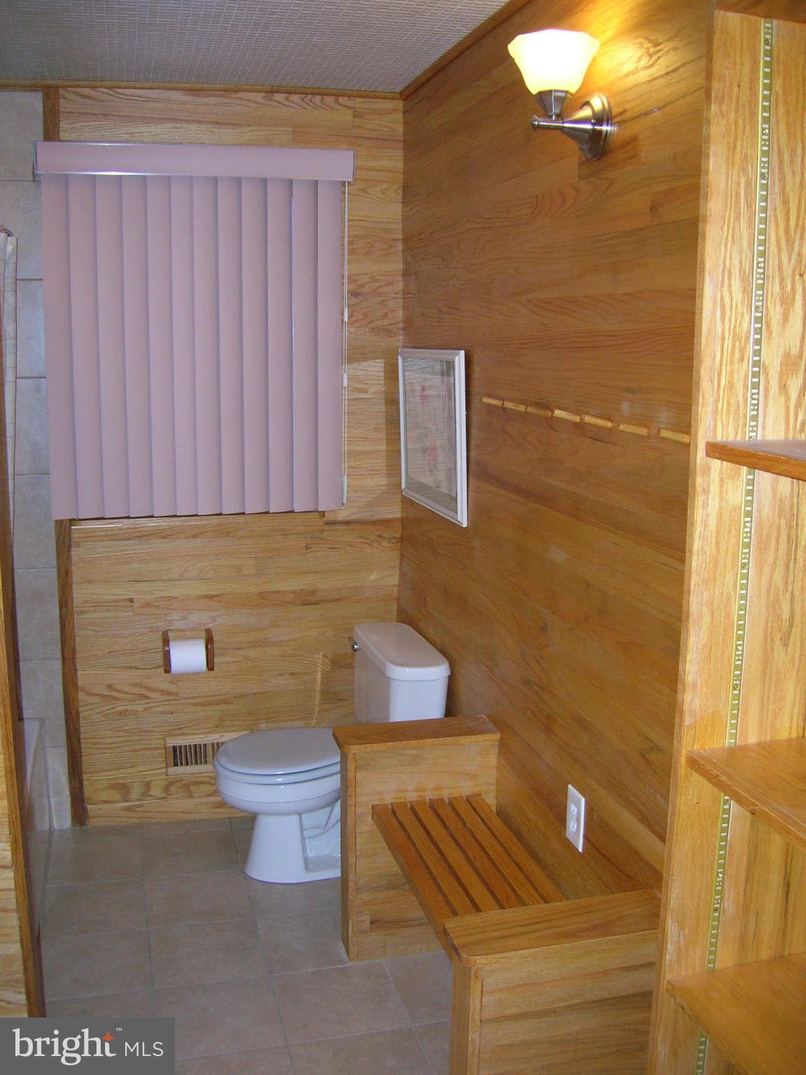 2432 Lakewood Road Baltimore, MD 21234 - Photo 2 of 6 Interior (General)