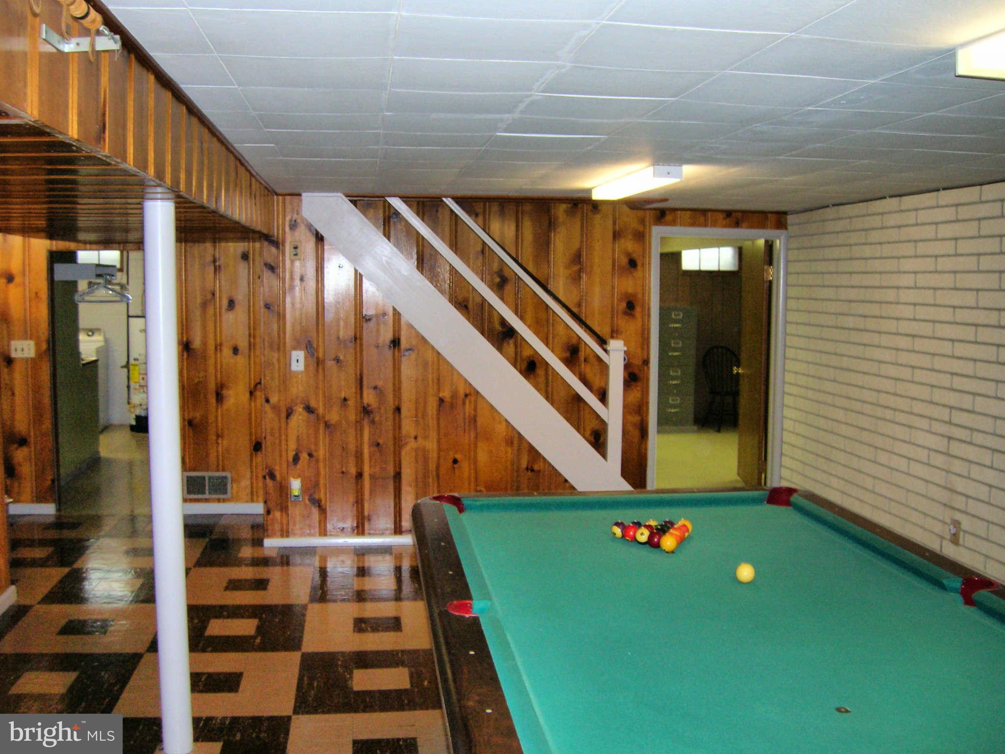 2432 Lakewood Road Baltimore, MD 21234 - Photo 3 of 6 Interior (General)