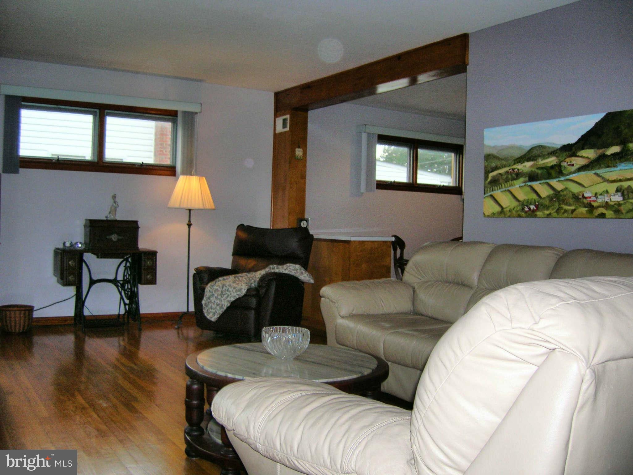 2432 Lakewood Road Baltimore, MD 21234 - Photo 5 of 6 Interior (General)