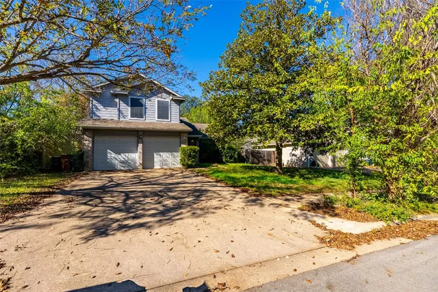 $3,000 | 8202 Avocet Drive, Austin, TX 78745