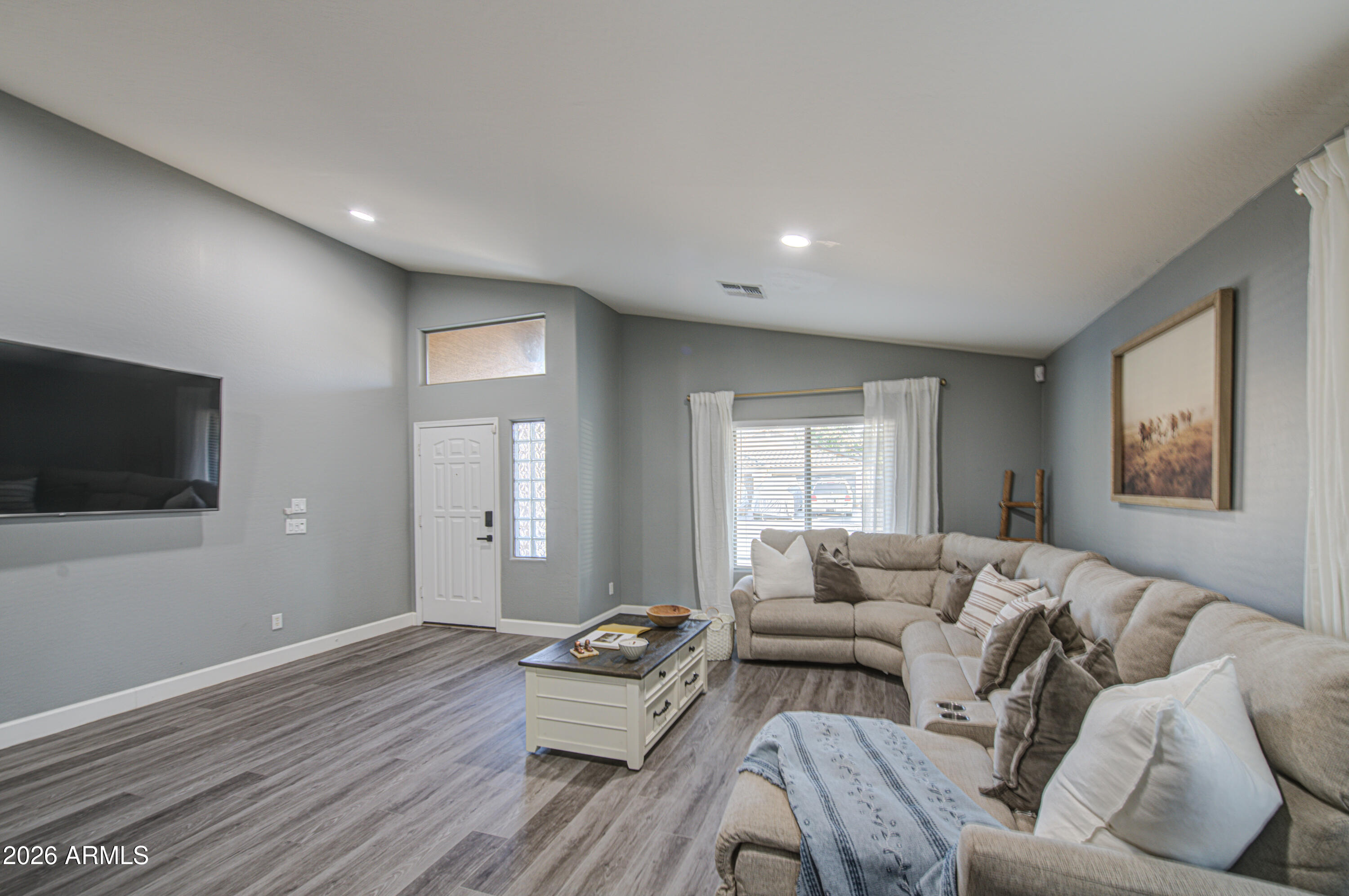 9130 West Riverside Avenue Tolleson, AZ 85353 - Photo 6 of 31 Living Room 4