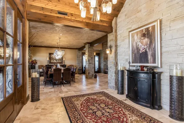 $6,700,000 | 1051 North Blackstone Road, Milton, KS 67106