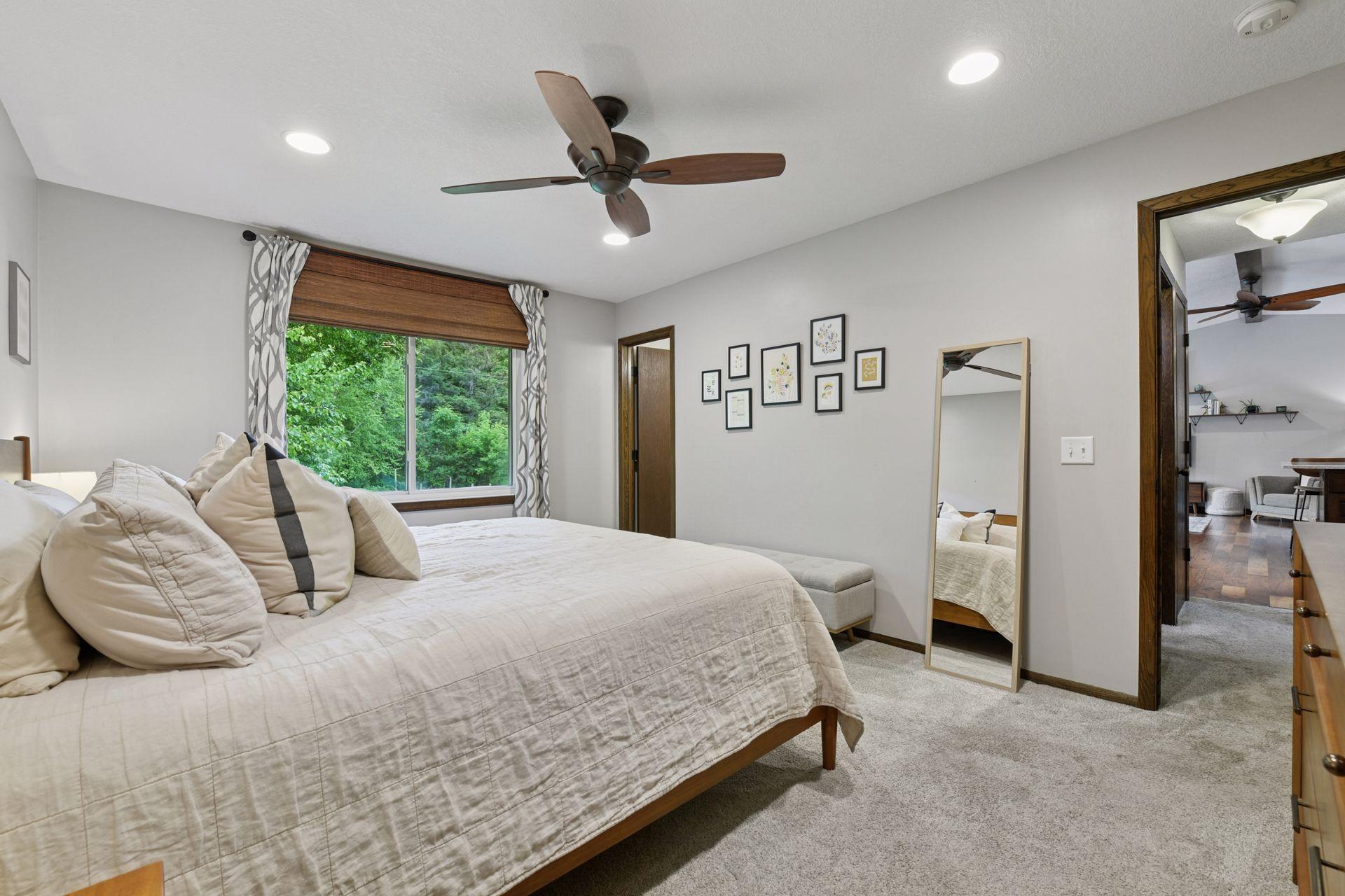 4947 Green Valley Road Minnetonka, MN 55345 - Photo 16 of 35 Gallery Image 16