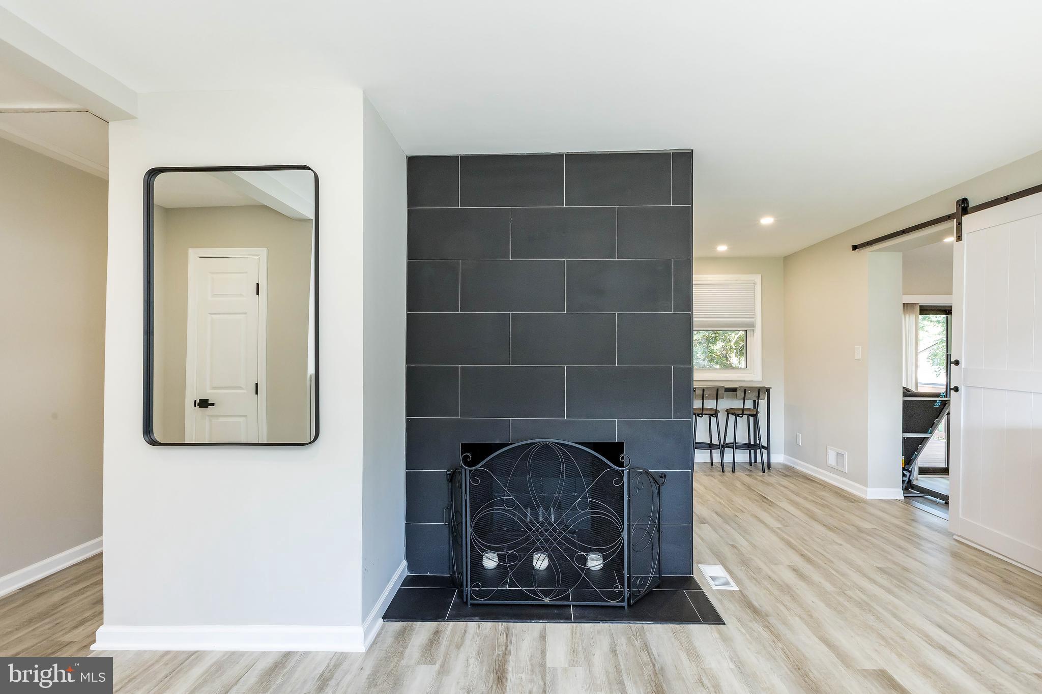 8312 Adelphi Road Hyattsville, MD 20783 - Photo 5 of 46 Gallery Image 5