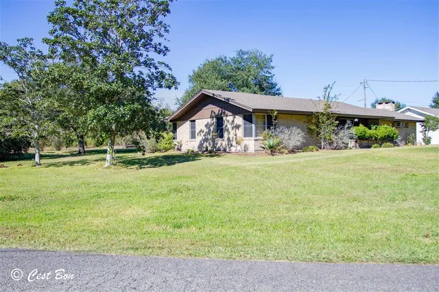 $165,000 | 401 Oak Street, Dequincy, LA 70633